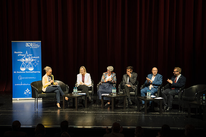 Speed Talk bei der öffentlichen Veranstaltung Speed Talk bei der öffentlichen Veranstaltung