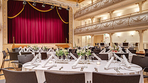 Kaisersaal in Ballbestuhlung