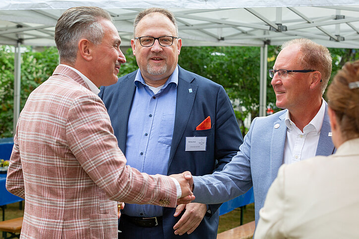Die Bundesvorsitzenden des DGVB (Matthias Boeck) und des BDR (Mario Blödtner) begrüßen die Gäste